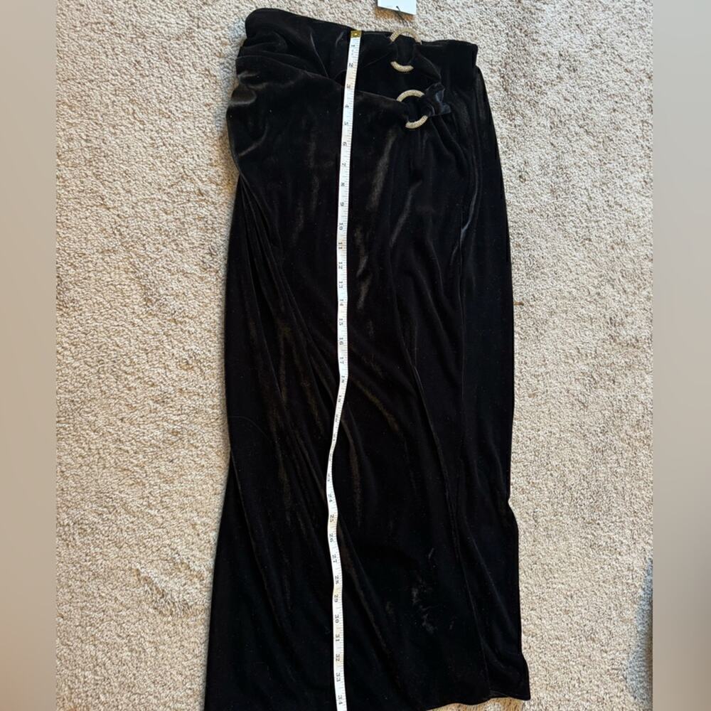 SIZE XS - RHINESTONE RING VELVET MIDI SKIRT - BRAND NEW WITH TAG - Picture 5 of 10
